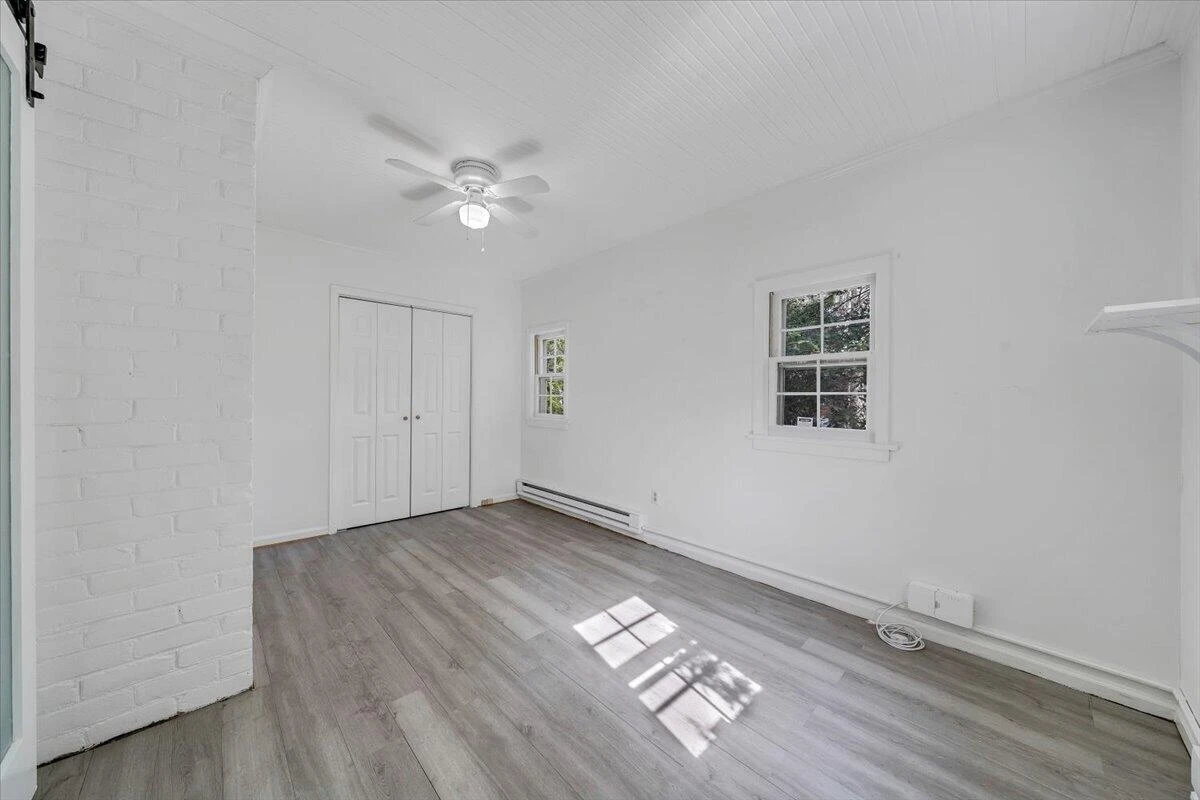 3101 Maywood RD SW - Photo 34