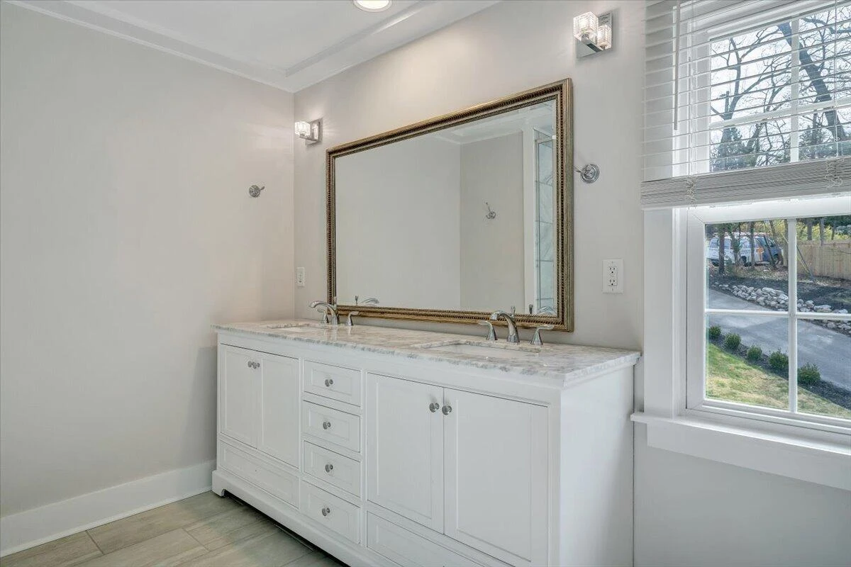 3101 Maywood RD SW - Photo 43