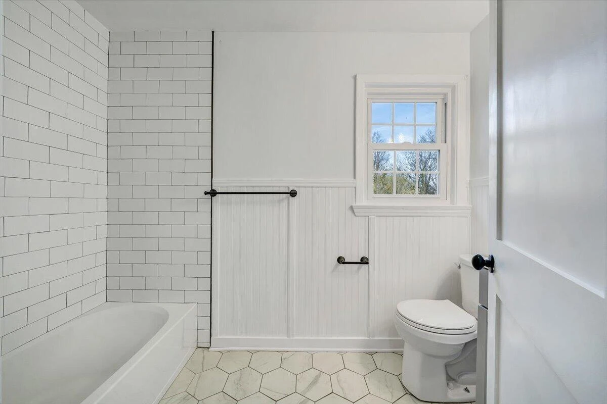 3101 Maywood RD SW - Photo 47