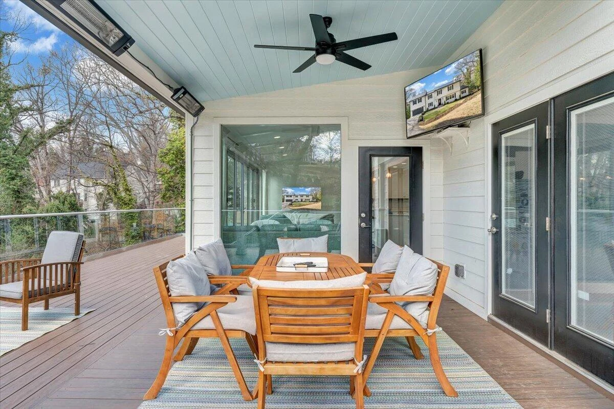 3101 Maywood RD SW - Photo 6