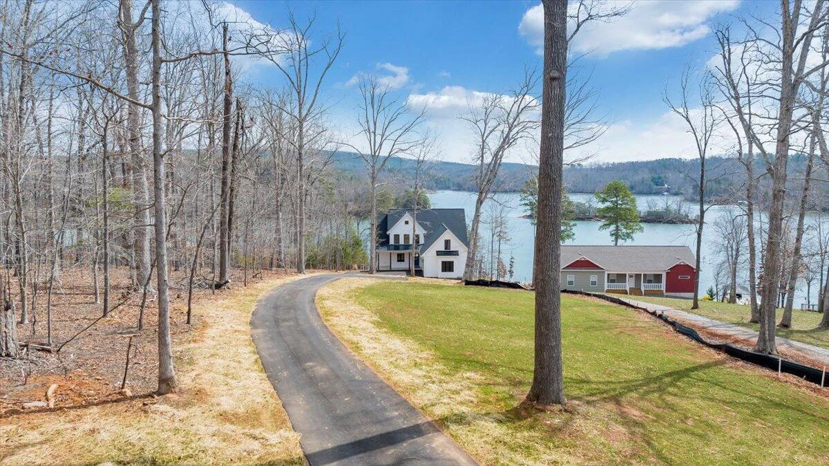 1216 Runaway Bay RD - Photo 101