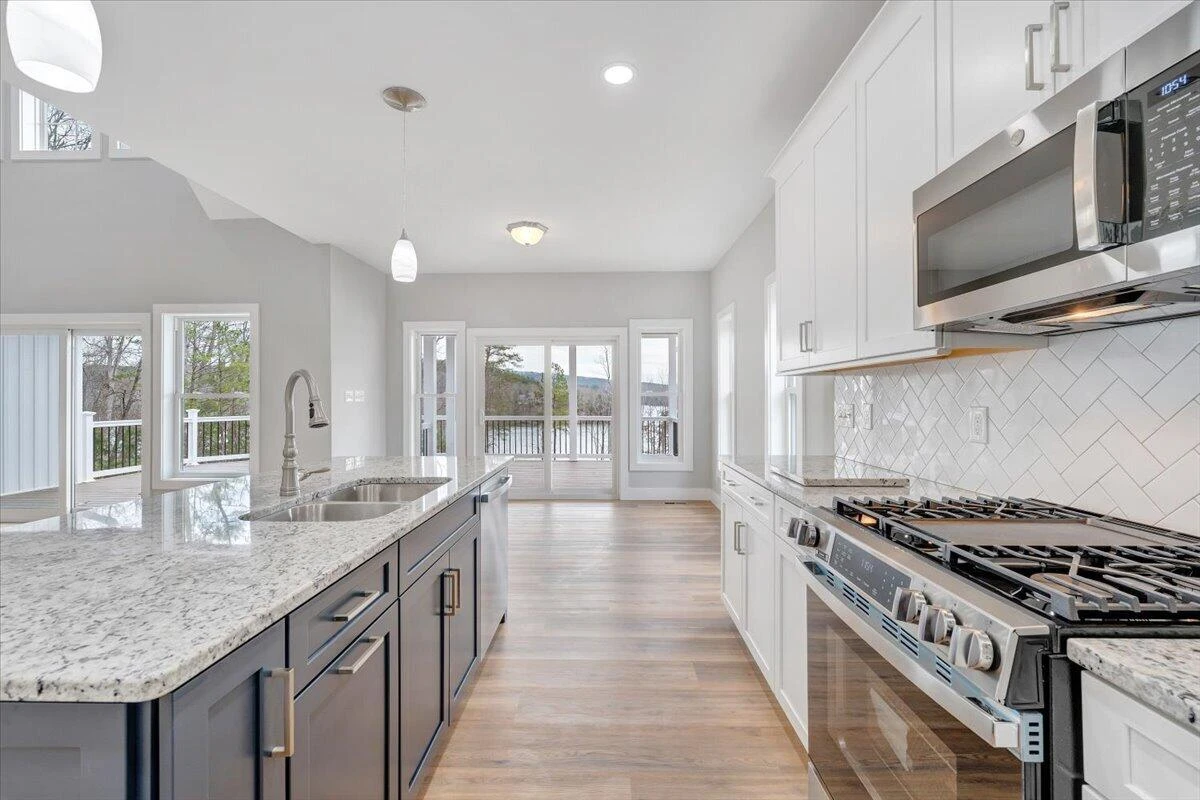 1216 Runaway Bay RD - Photo 23