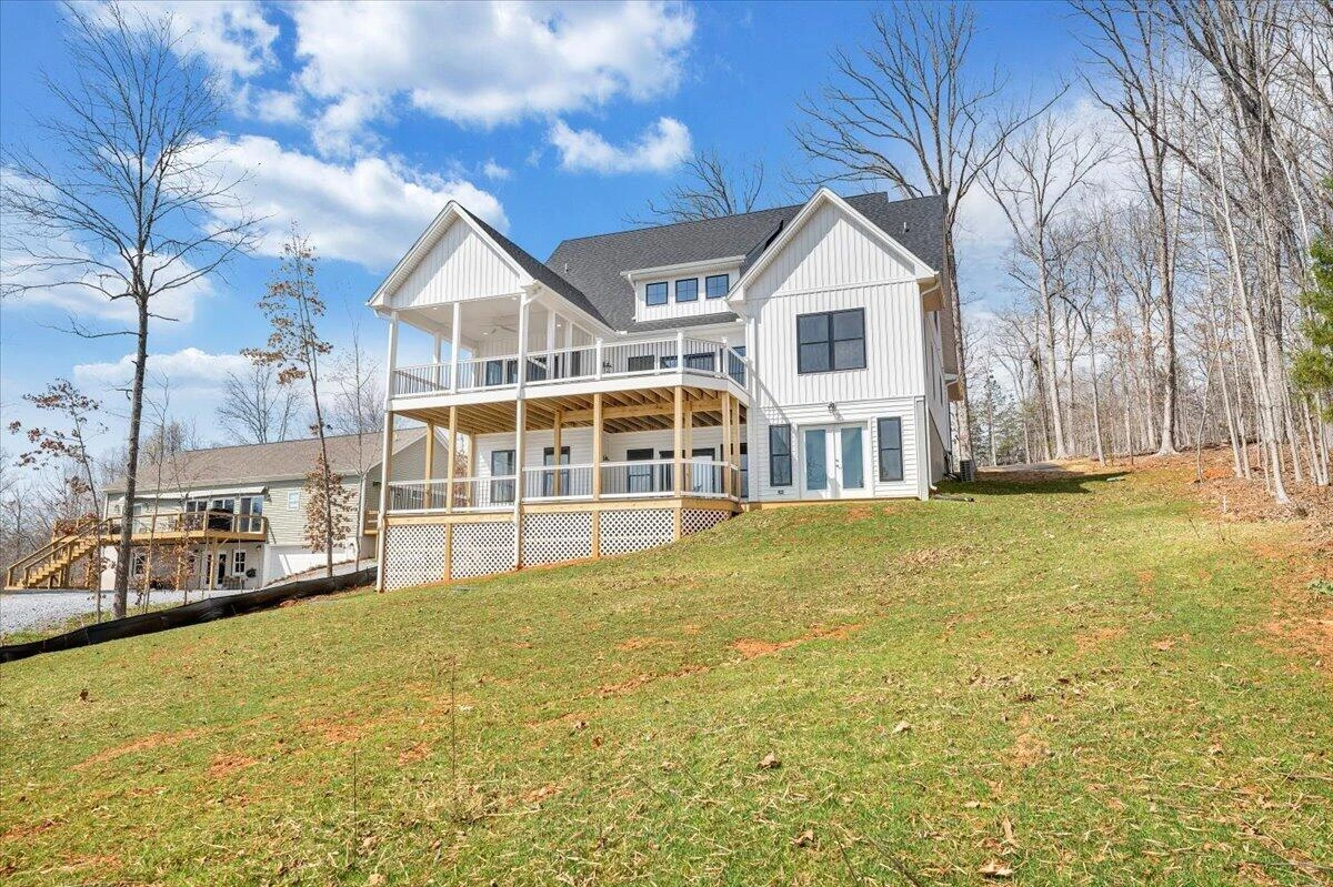 1216 Runaway Bay RD - Photo 73
