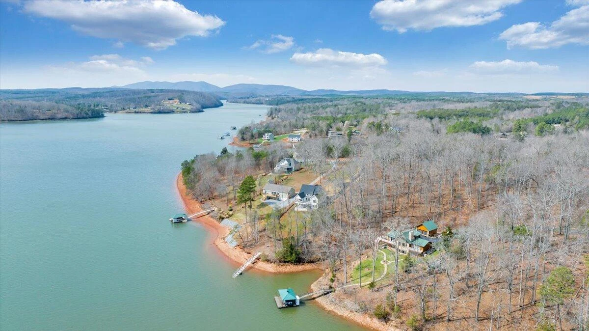 1216 Runaway Bay RD - Photo 88