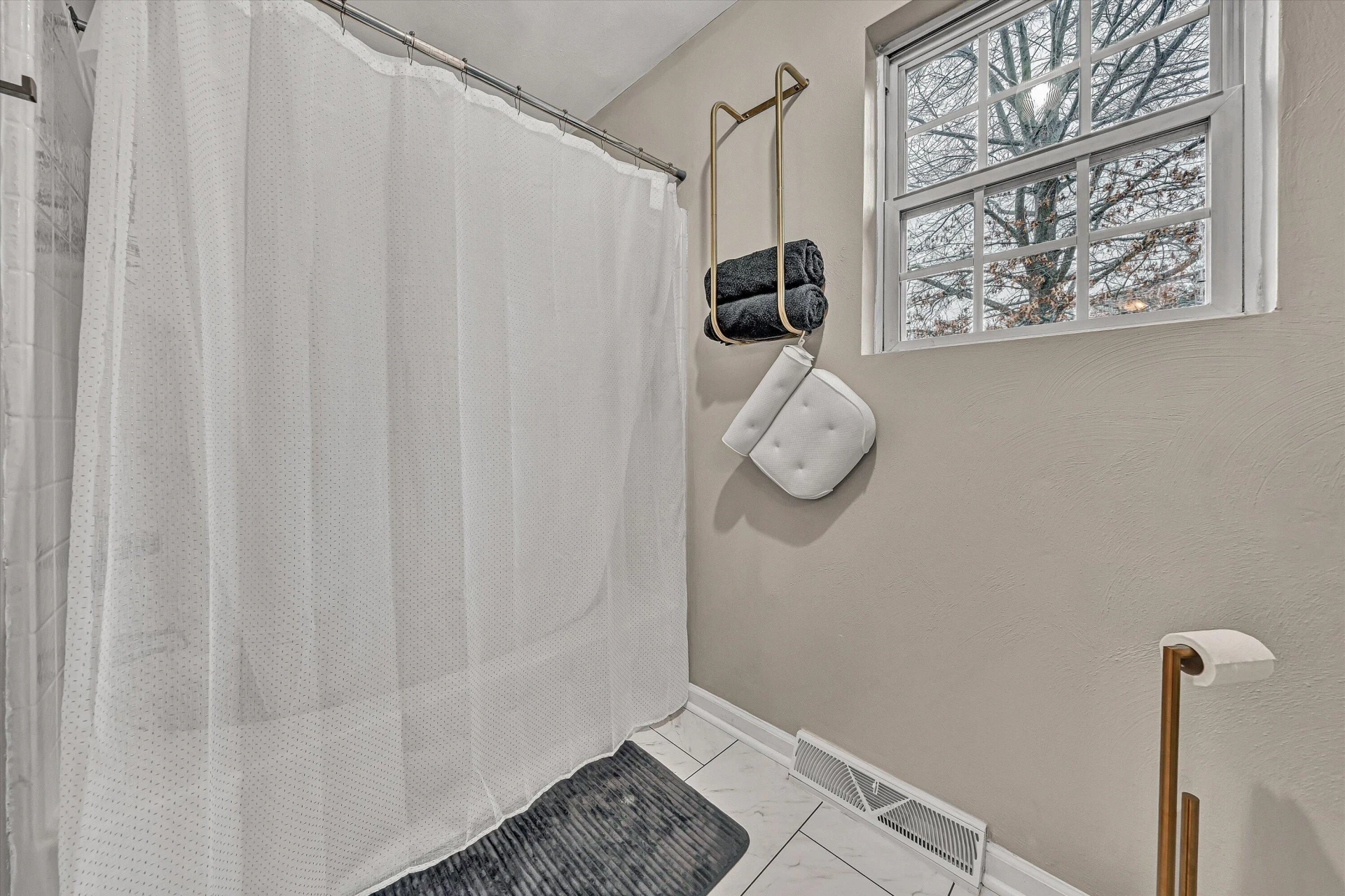 1328 Morewood RD - Photo 21