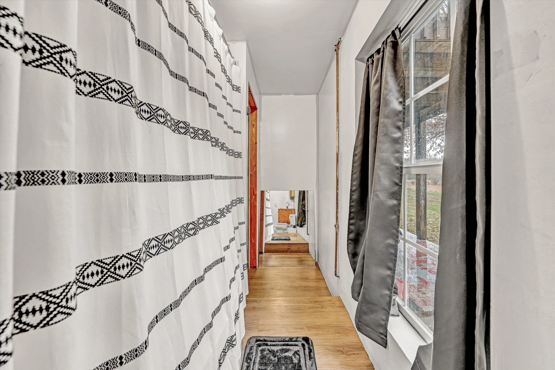 1328 Morewood RD - Photo 32