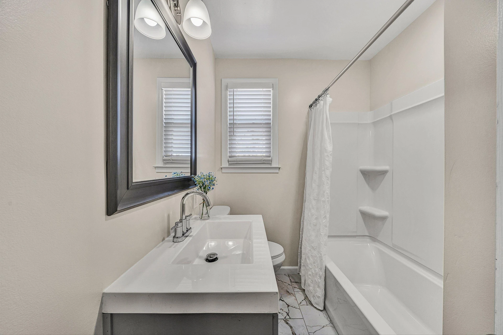 2705 Forest Hill AVE NW - Photo 14