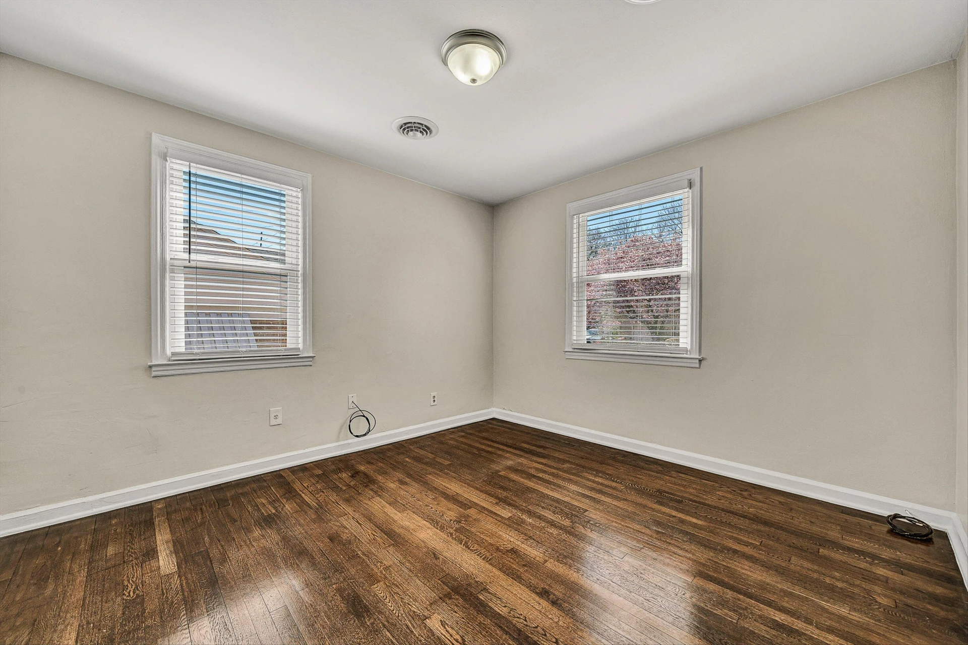2705 Forest Hill AVE NW - Photo 18