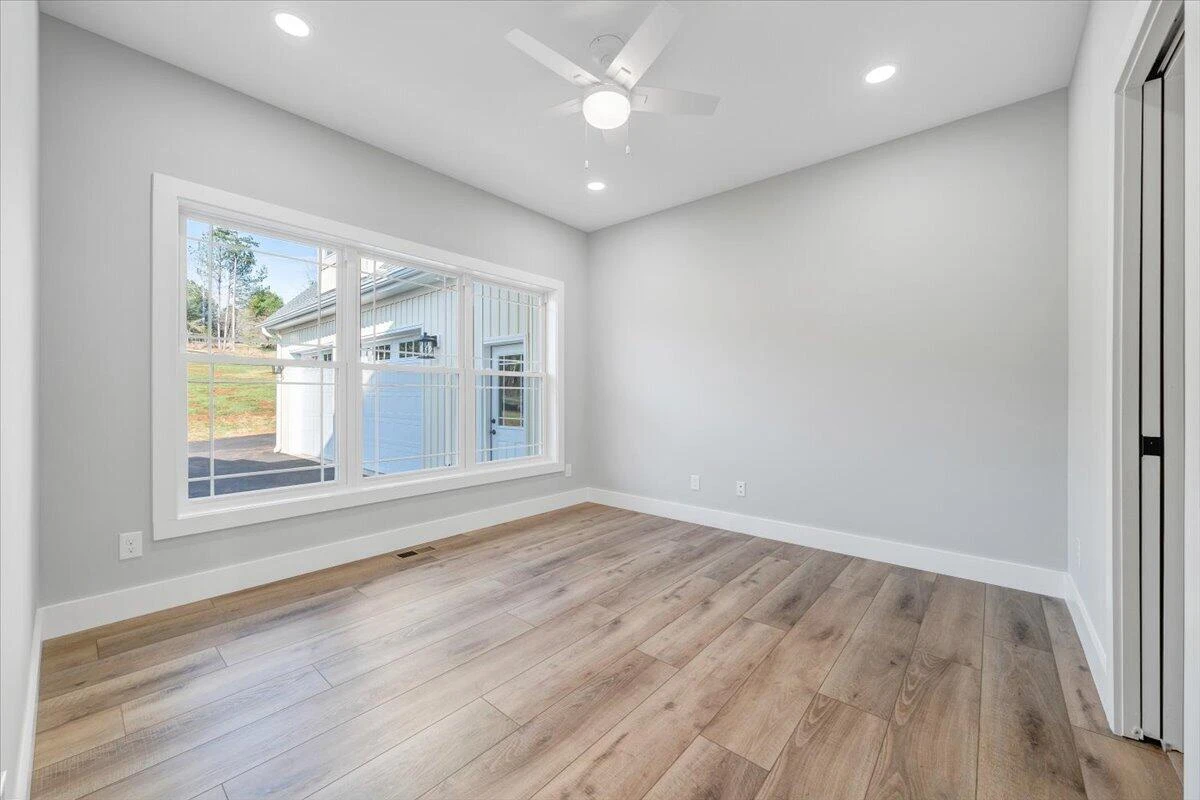 86 Dalton LN - Photo 48