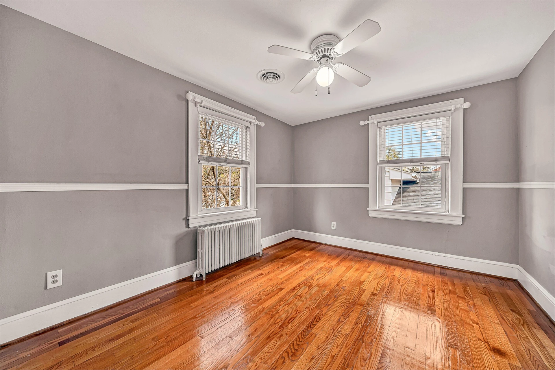 2405 Windsor AVE SW - Photo 21