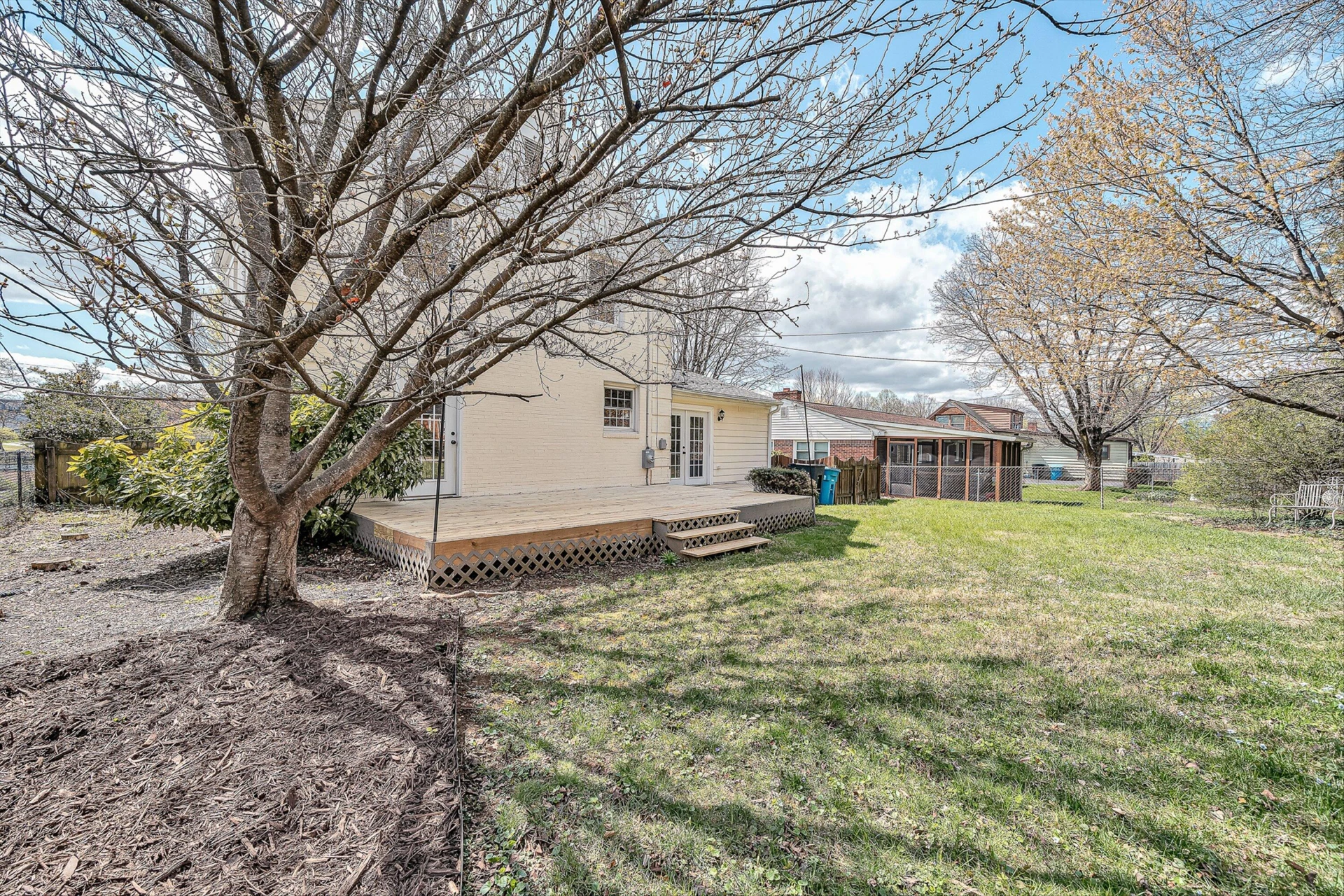 2405 Windsor AVE SW - Photo 35