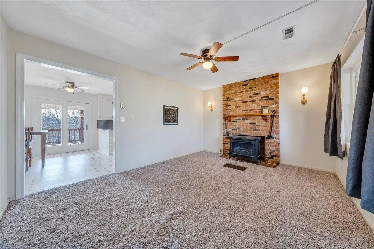 1525 Bandy Mill RD - Photo 5