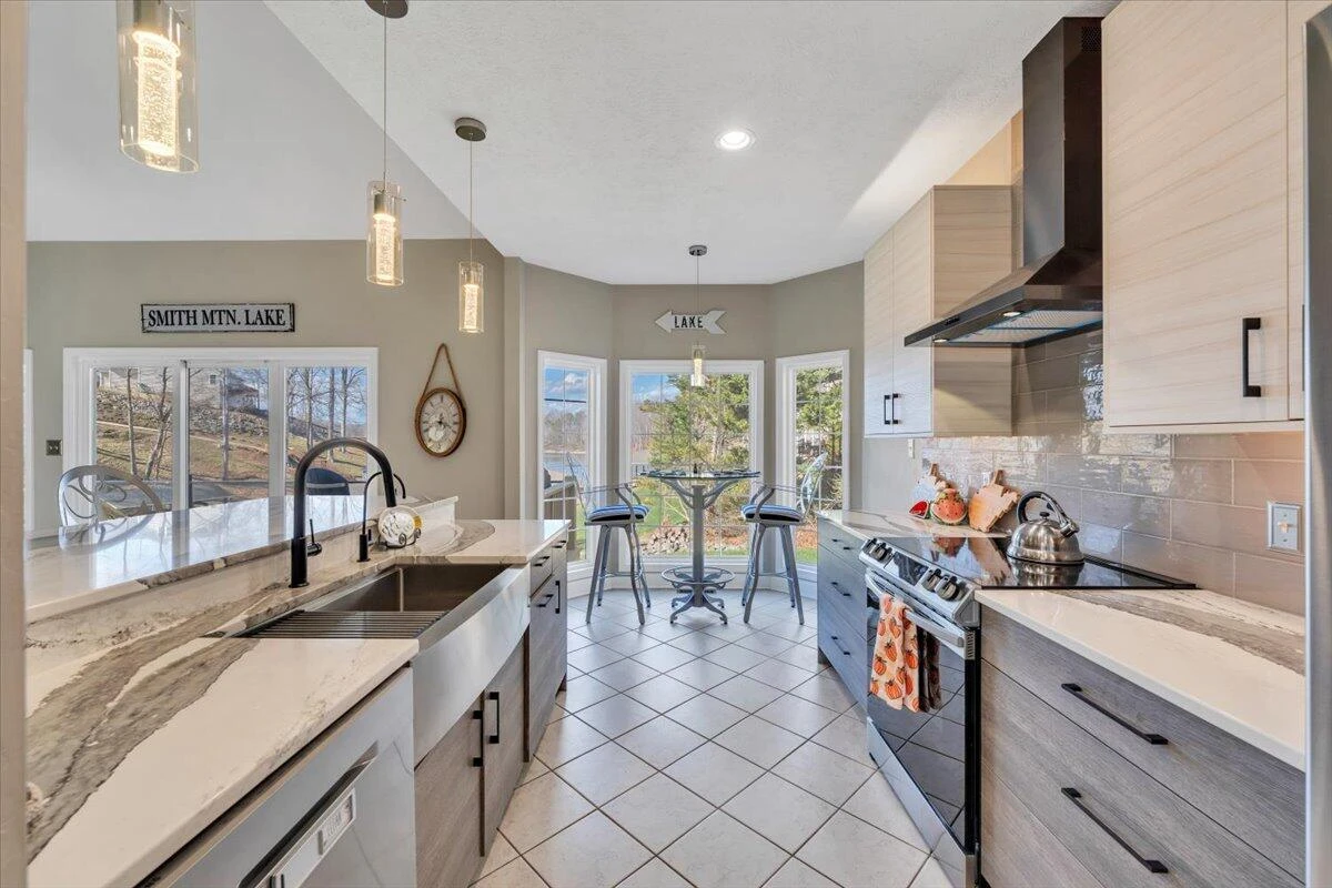 1892 Morewood RD - Photo 24