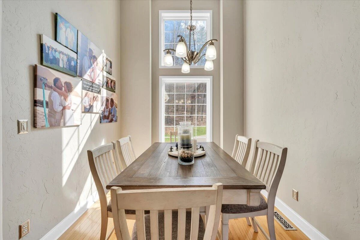 1892 Morewood RD - Photo 8