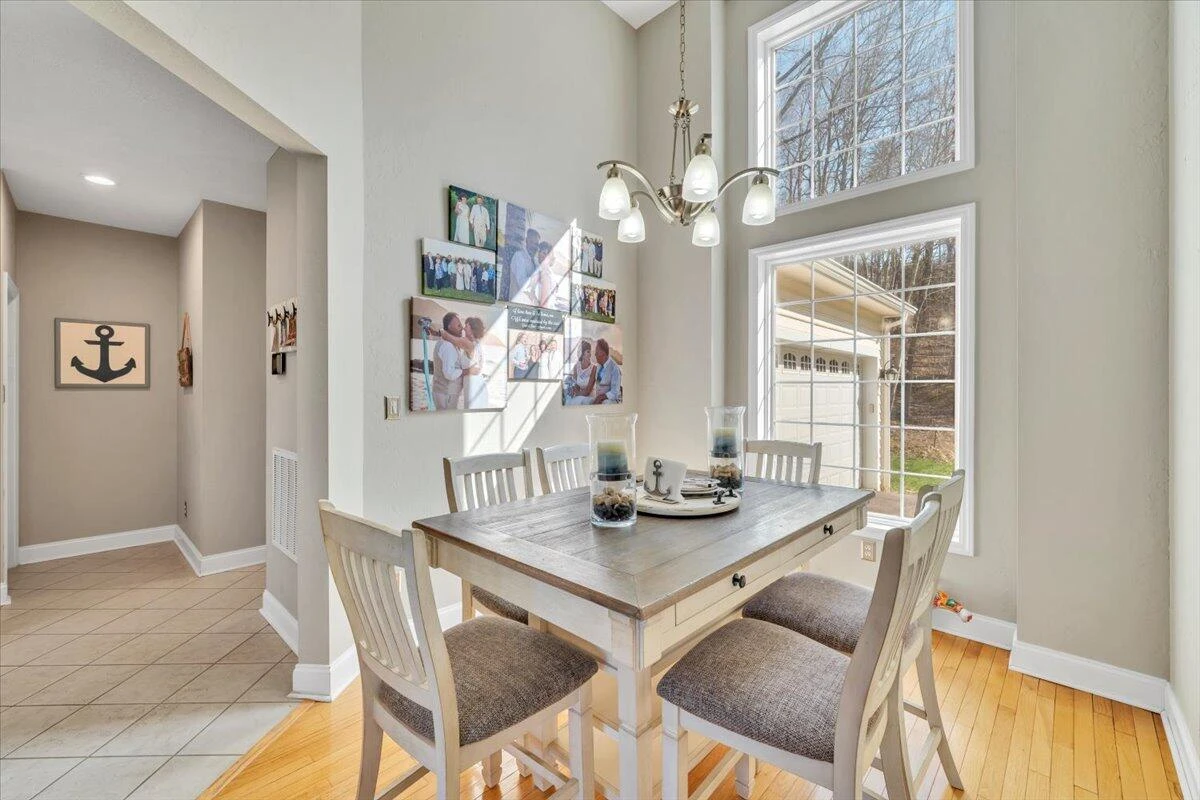 1892 Morewood RD - Photo 9
