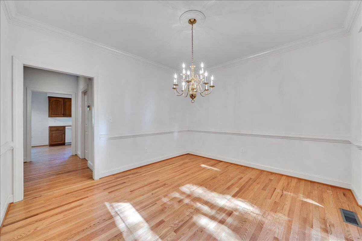 6787 Hidden Woods DR - Photo 13