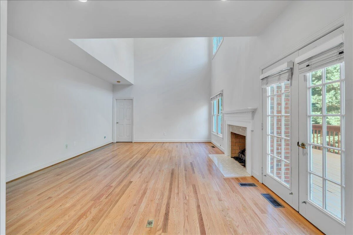 6787 Hidden Woods DR - Photo 26