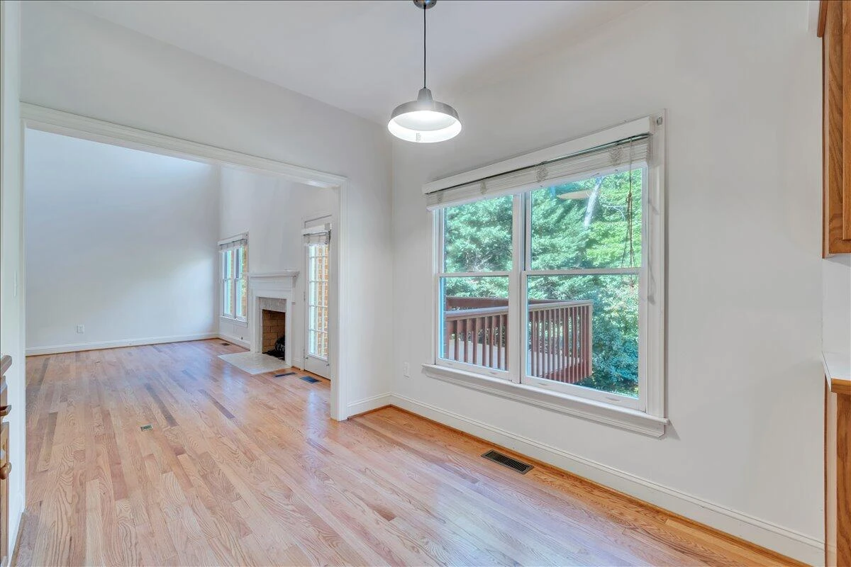 6787 Hidden Woods DR - Photo 28
