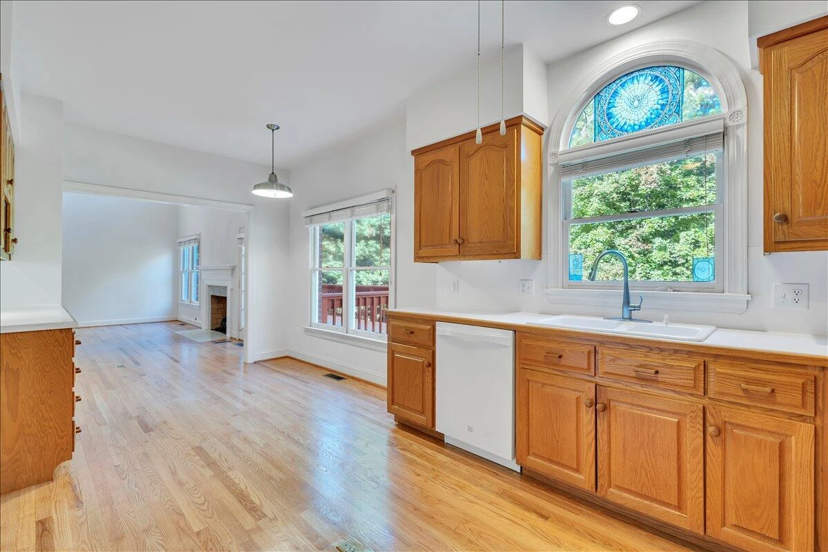6787 Hidden Woods DR - Photo 32