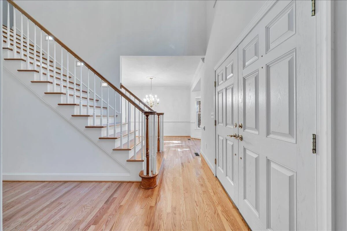 6787 Hidden Woods DR - Photo 4