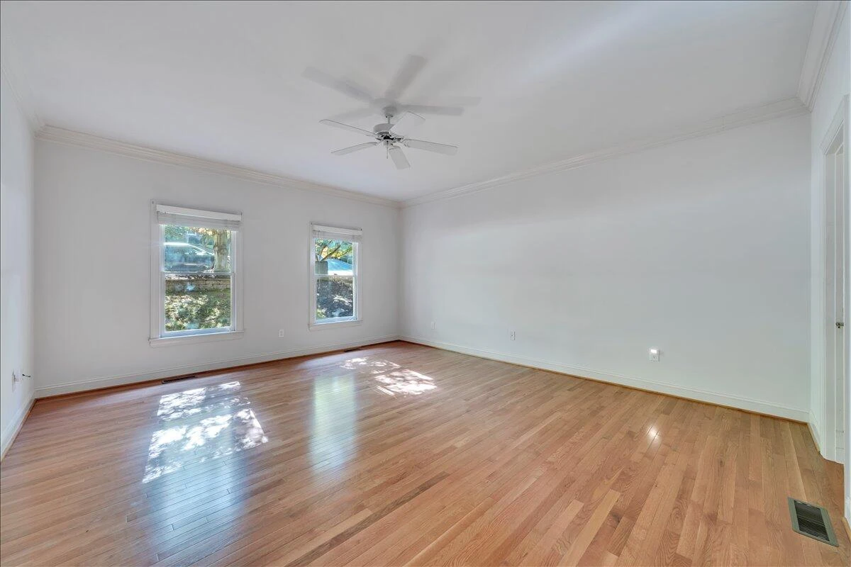 6787 Hidden Woods DR - Photo 40