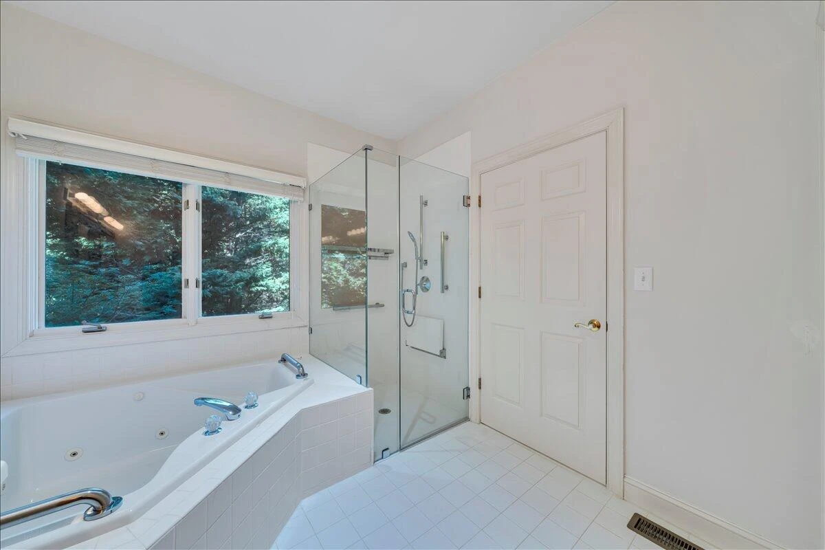 6787 Hidden Woods DR - Photo 46