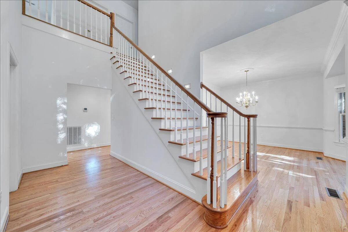 6787 Hidden Woods DR - Photo 5