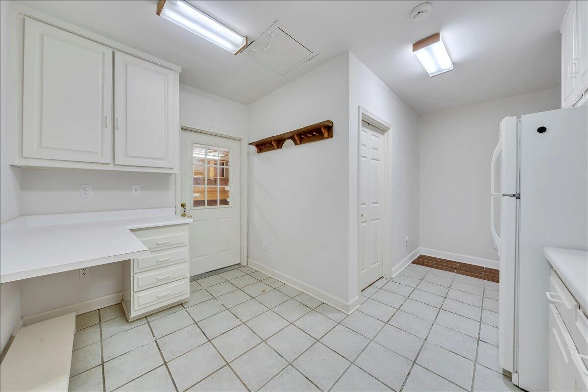 6787 Hidden Woods DR - Photo 69