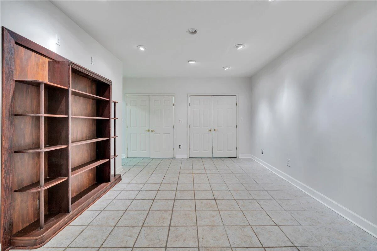 6787 Hidden Woods DR - Photo 81