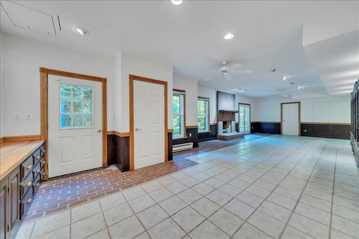 6787 Hidden Woods DR - Photo 83