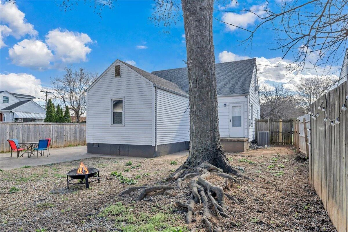 2407 Denniston AVE SW - Photo 39