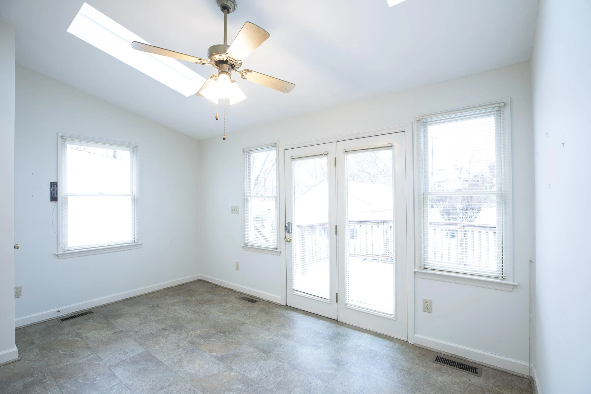 1818 Arlington RD SW - Photo 21