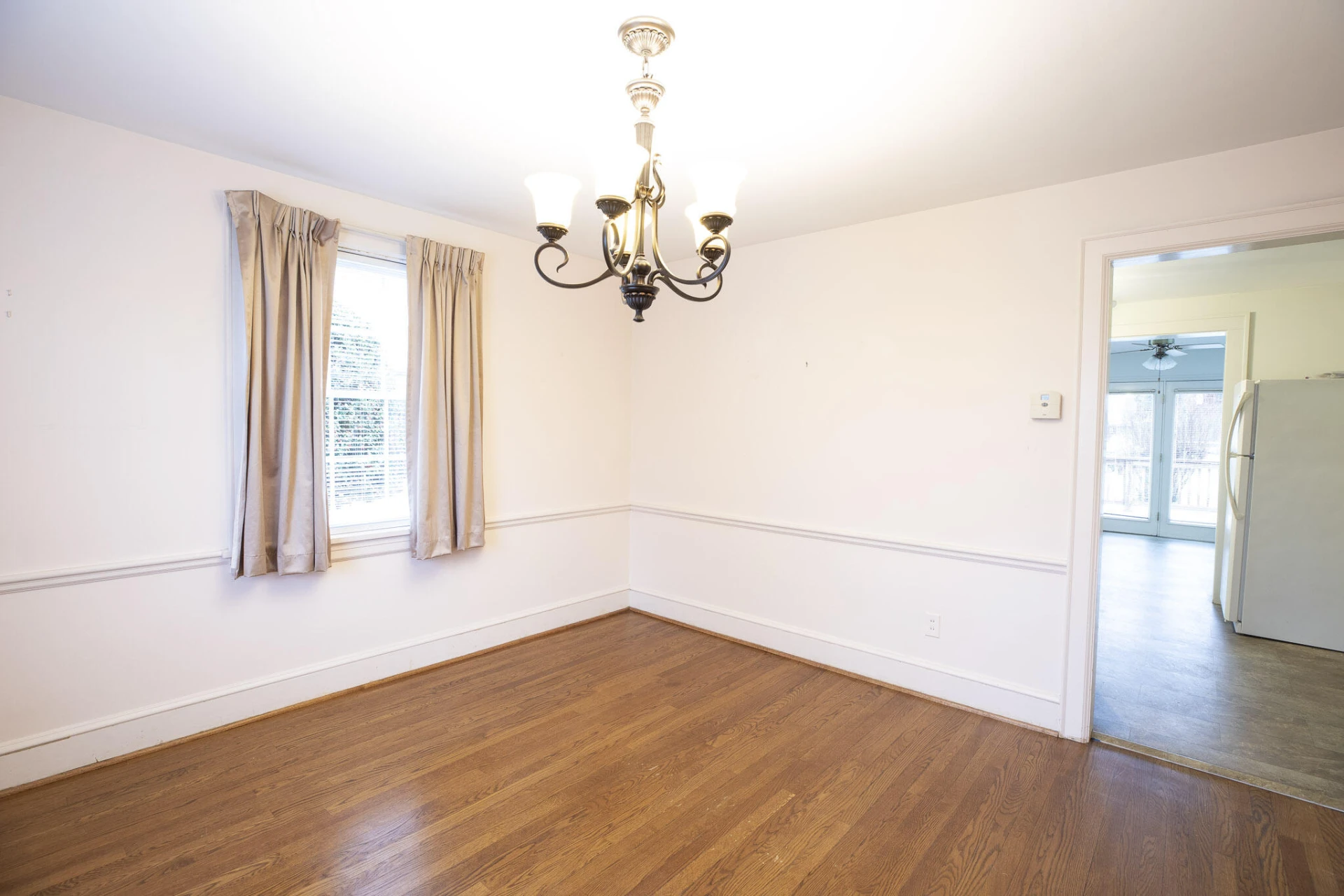 1818 Arlington RD SW - Photo 9