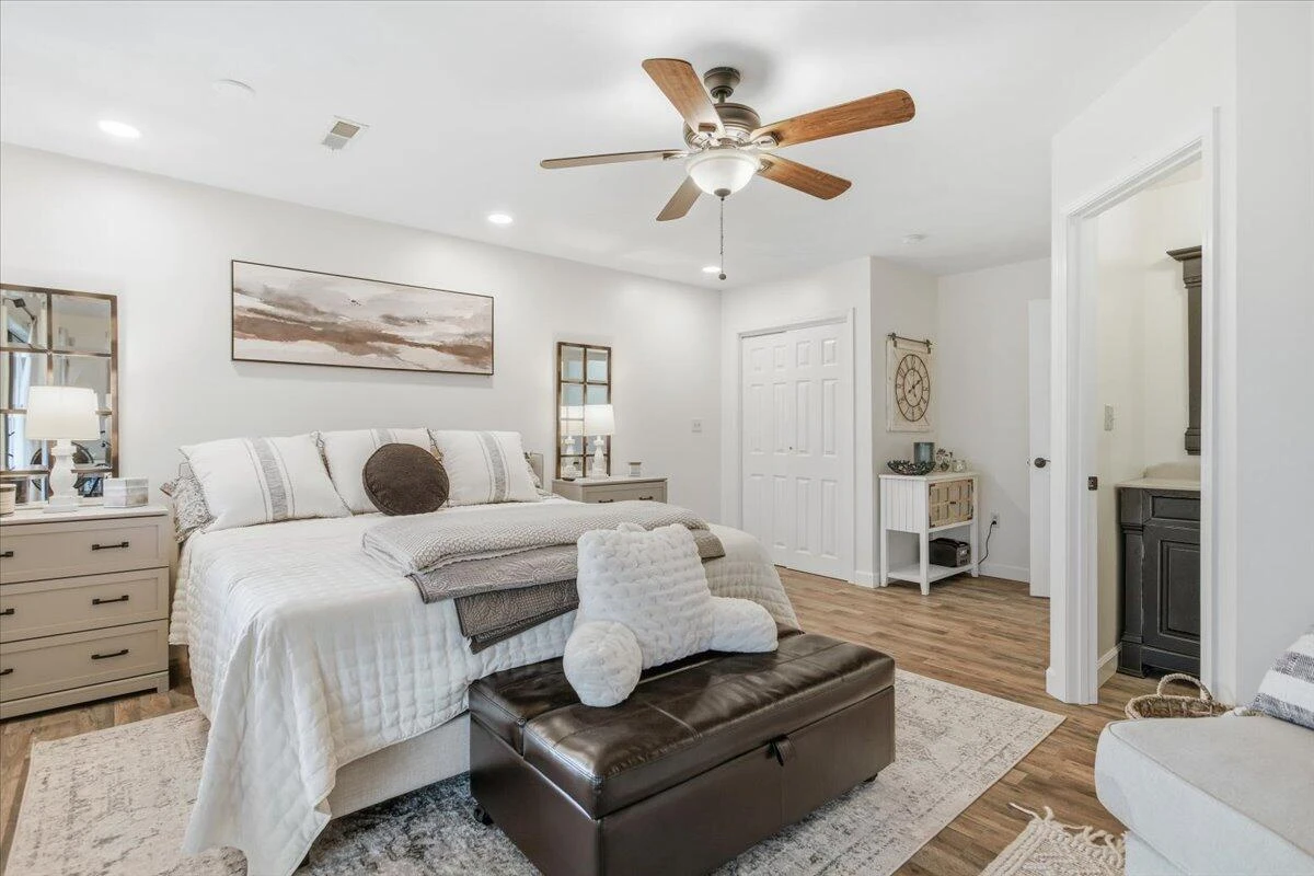 219 Shoreline Marina CIR #122 - Photo 15