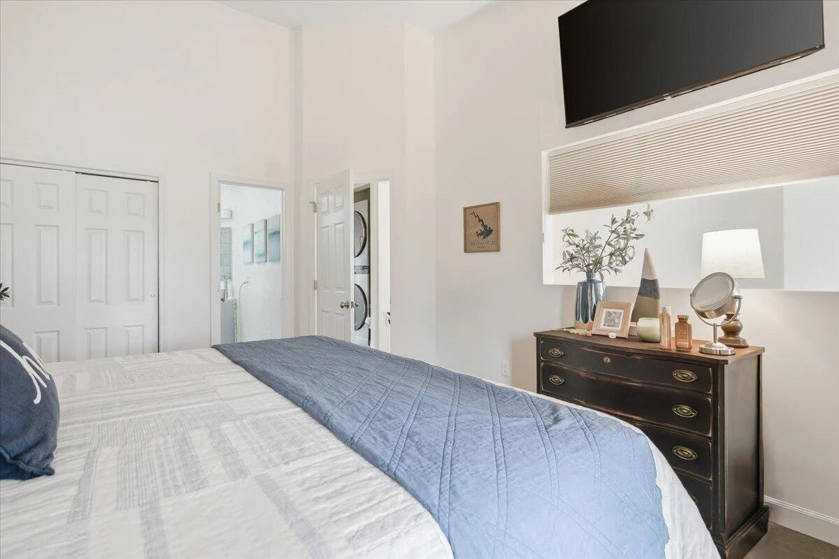219 Shoreline Marina CIR #122 - Photo 20