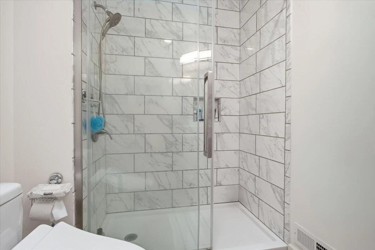 219 Shoreline Marina CIR #122 - Photo 22