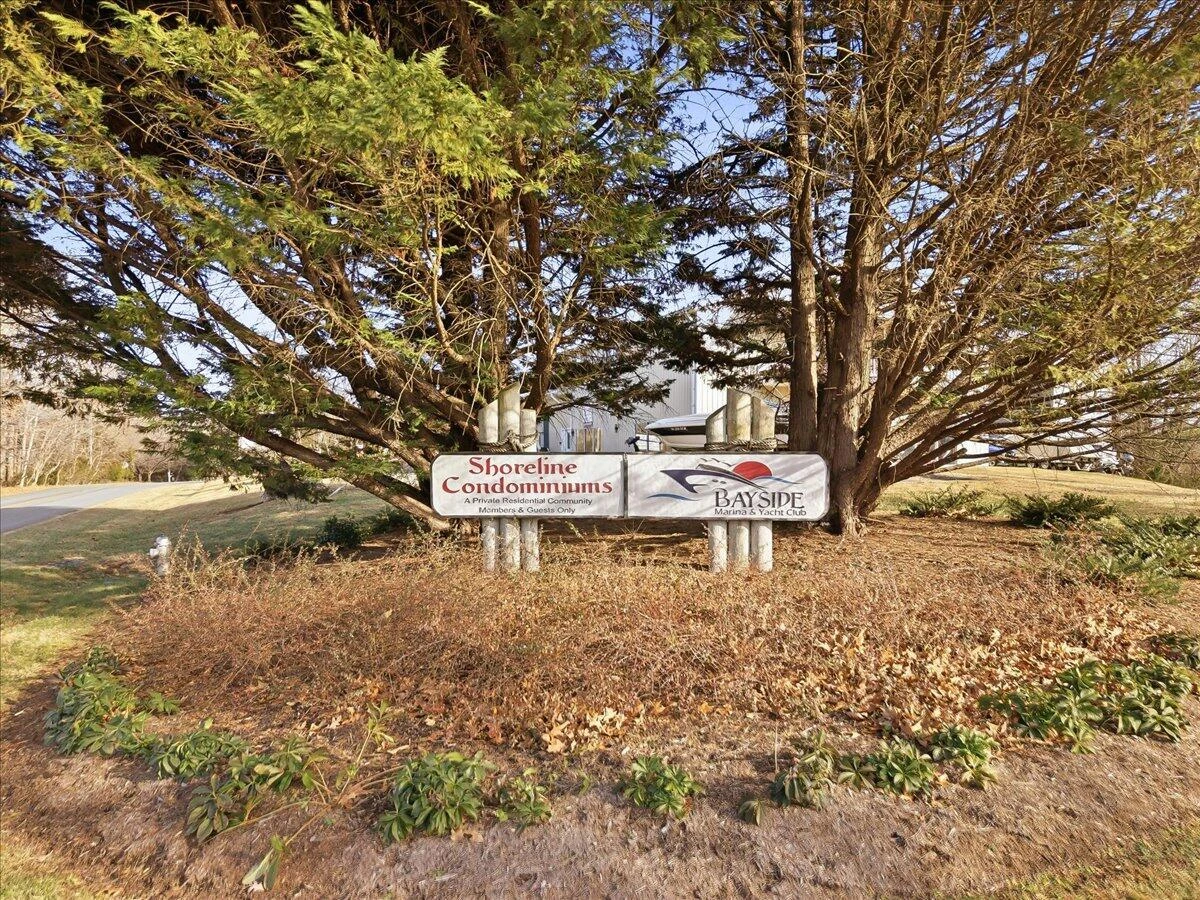 219 Shoreline Marina CIR #122 - Photo 44