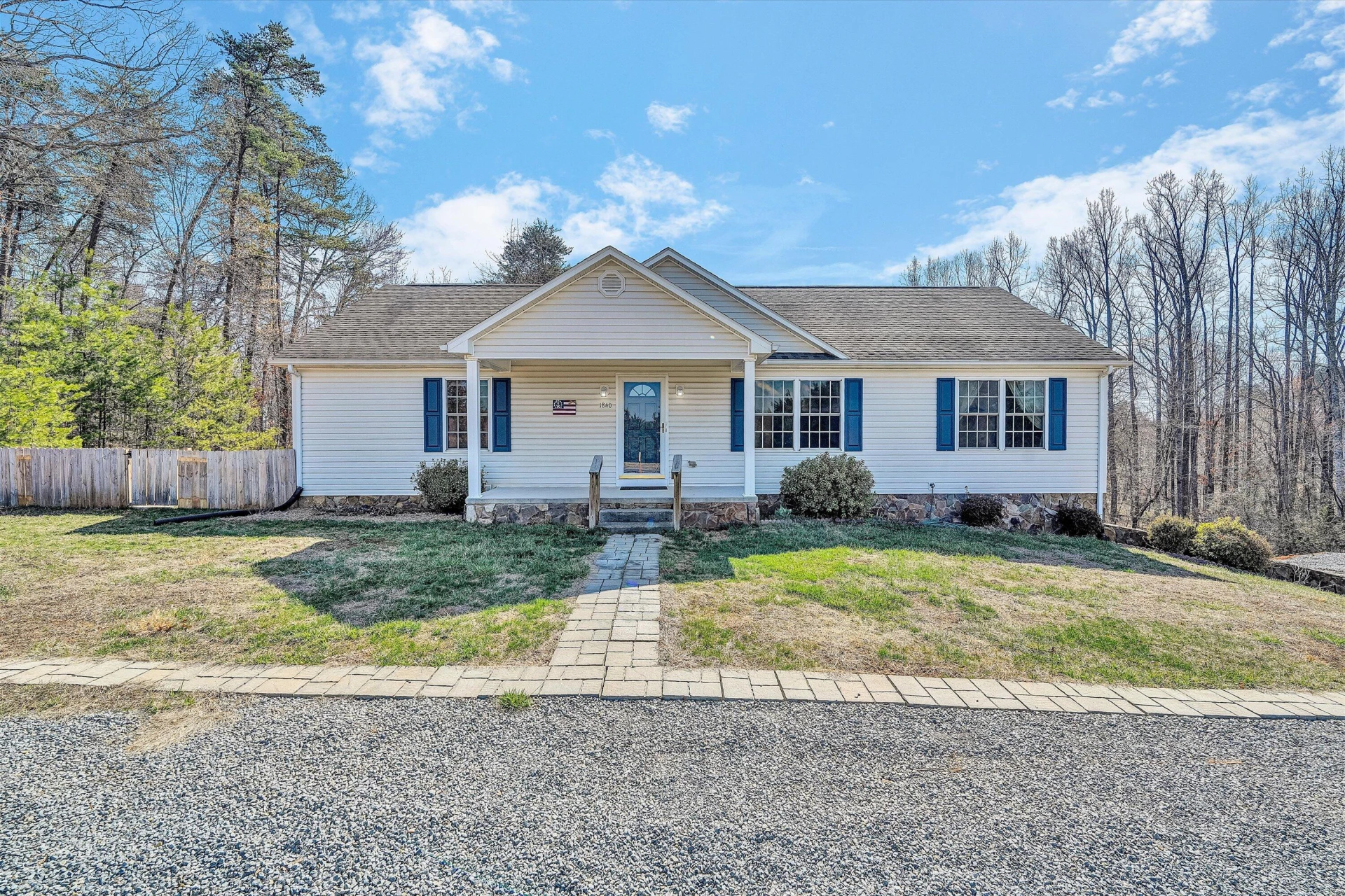 1840 Bluewater DR