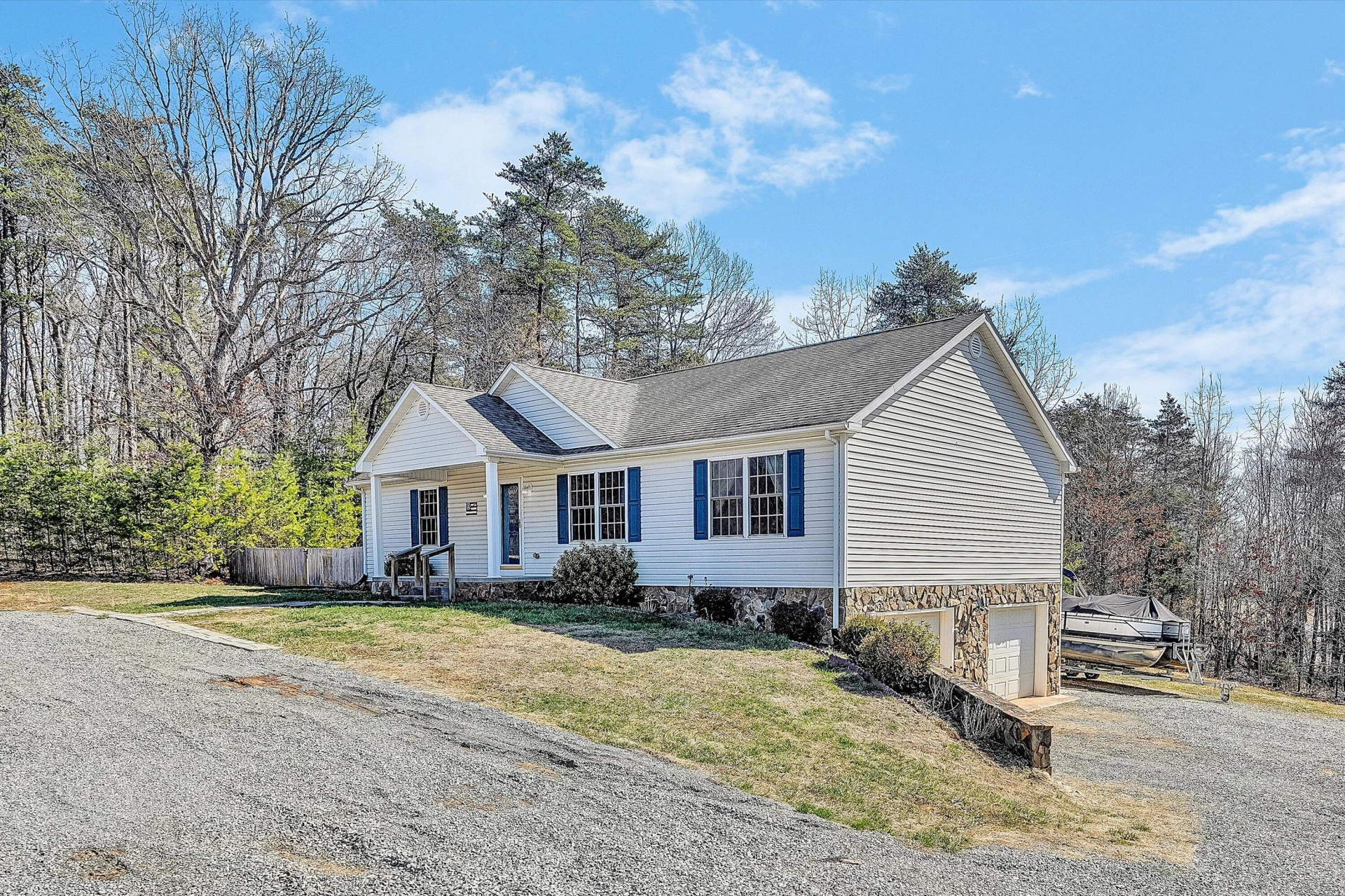 1840 Bluewater DR - Photo 7