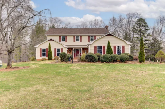 1304 Gills RD
