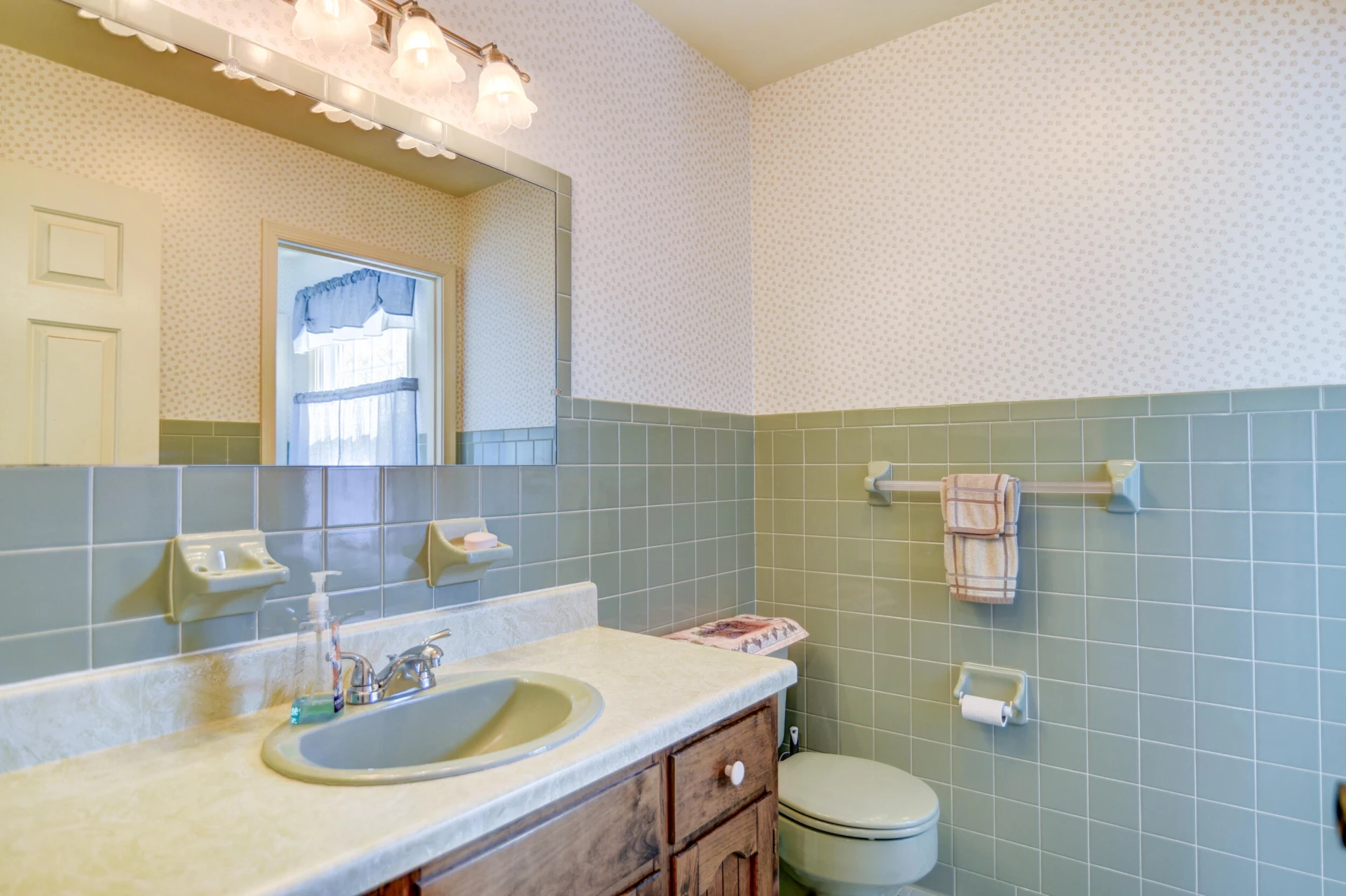 1304 Gills RD - Photo 40