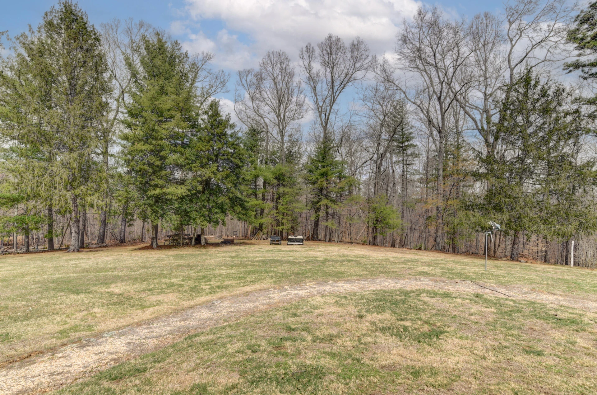 1304 Gills RD - Photo 56