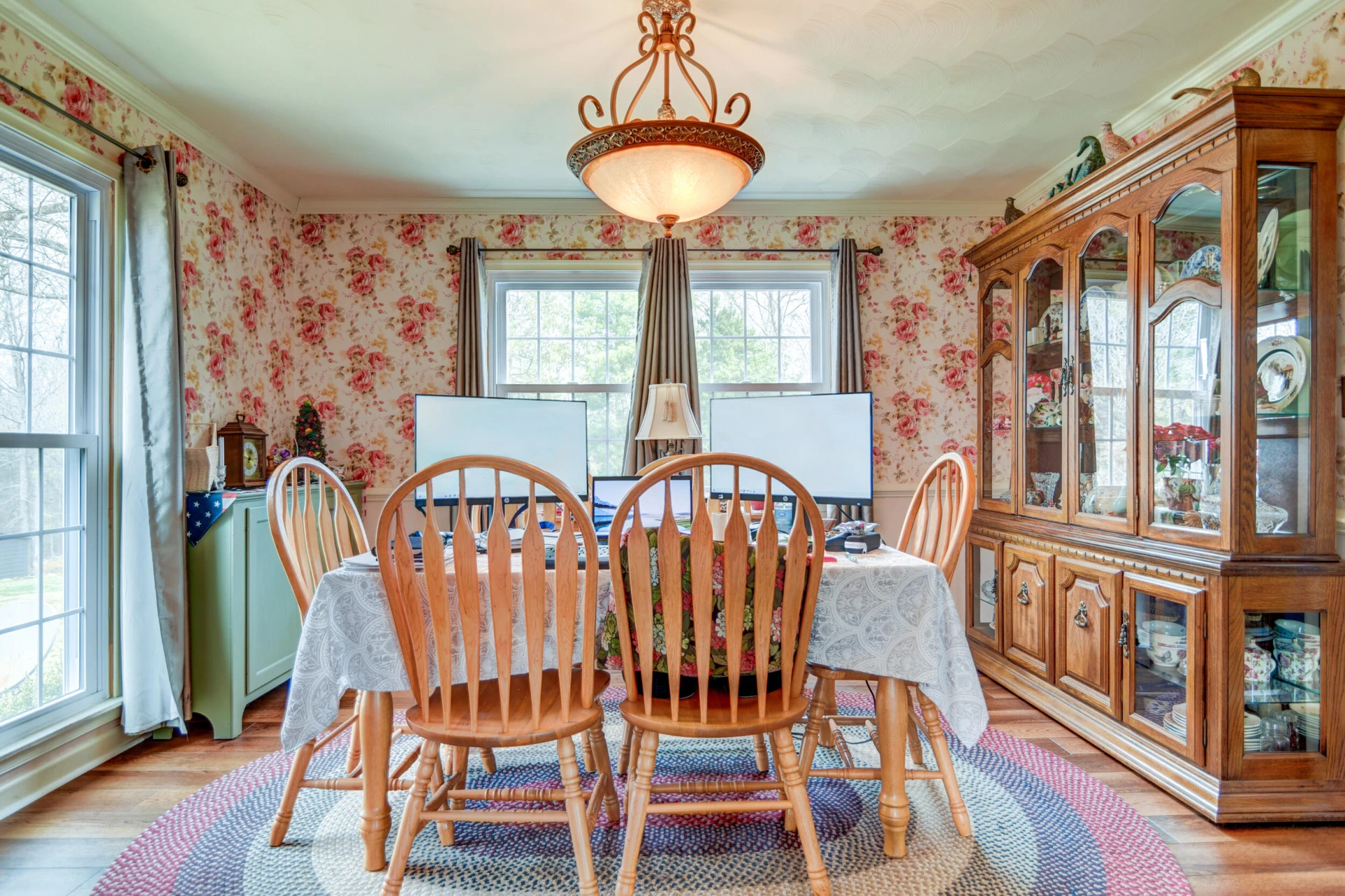 1304 Gills RD - Photo 7