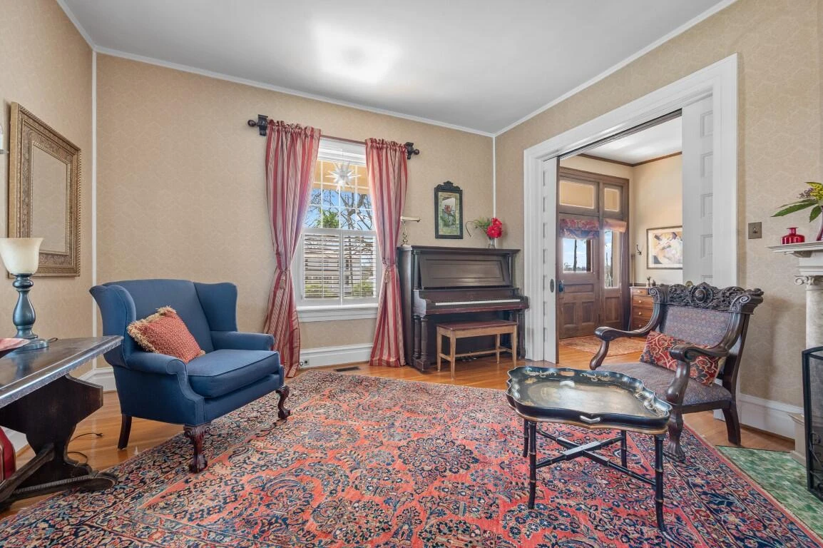 517 Longwood AVE - Photo 12