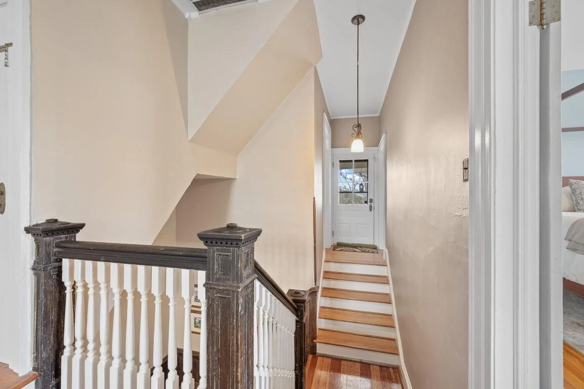 517 Longwood AVE - Photo 35