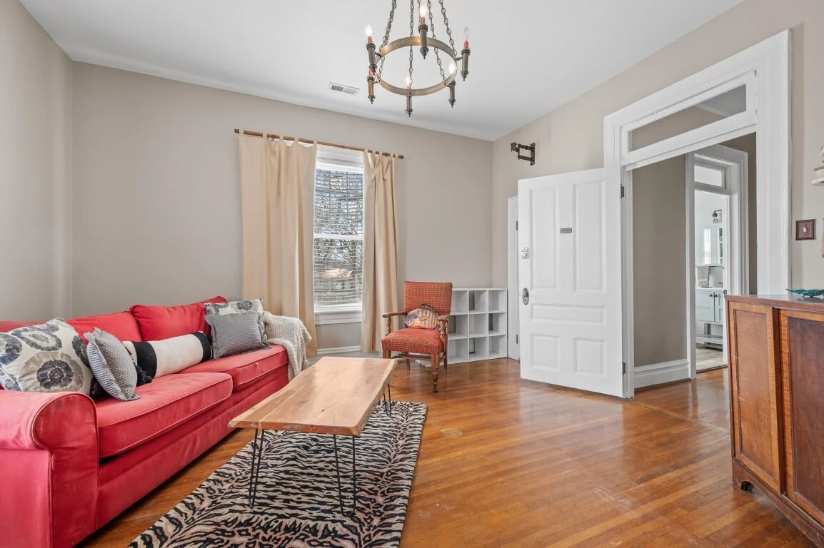 517 Longwood AVE - Photo 44