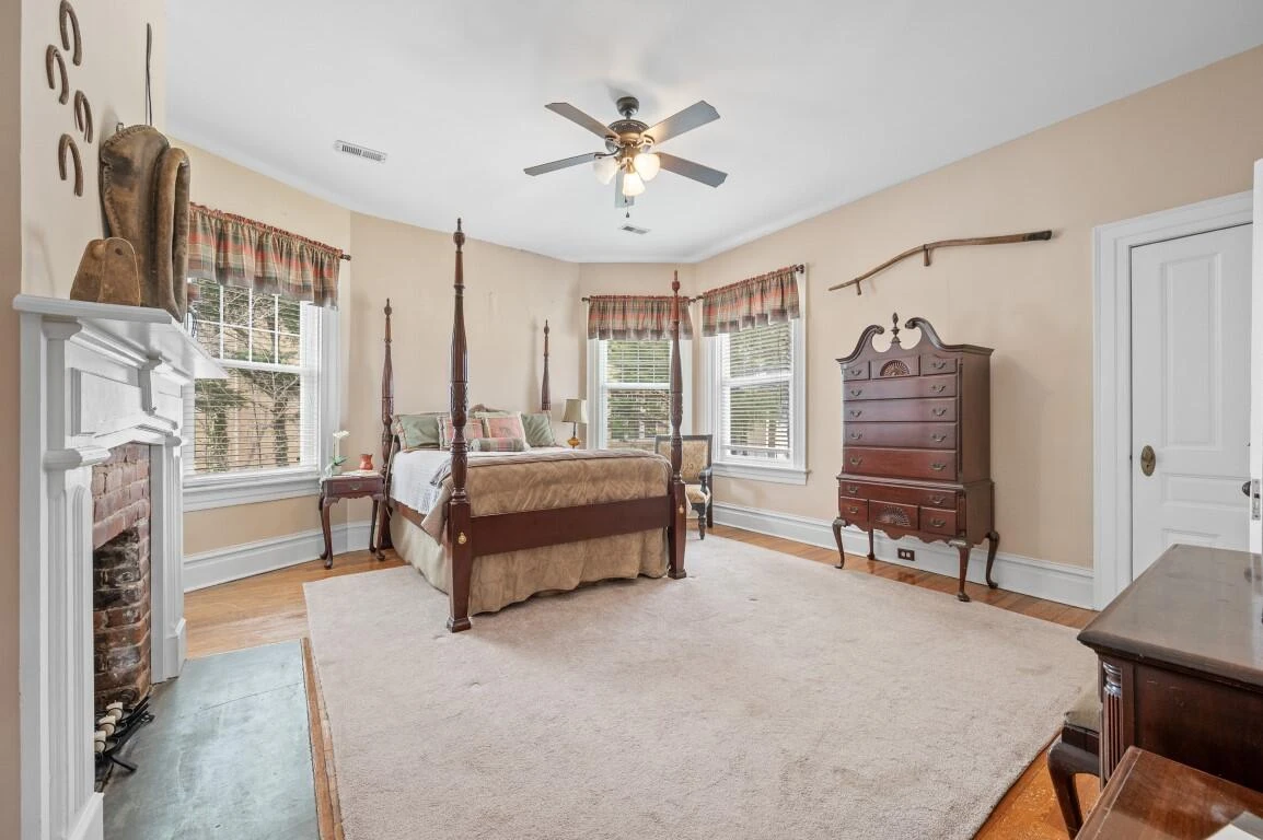 517 Longwood AVE - Photo 49