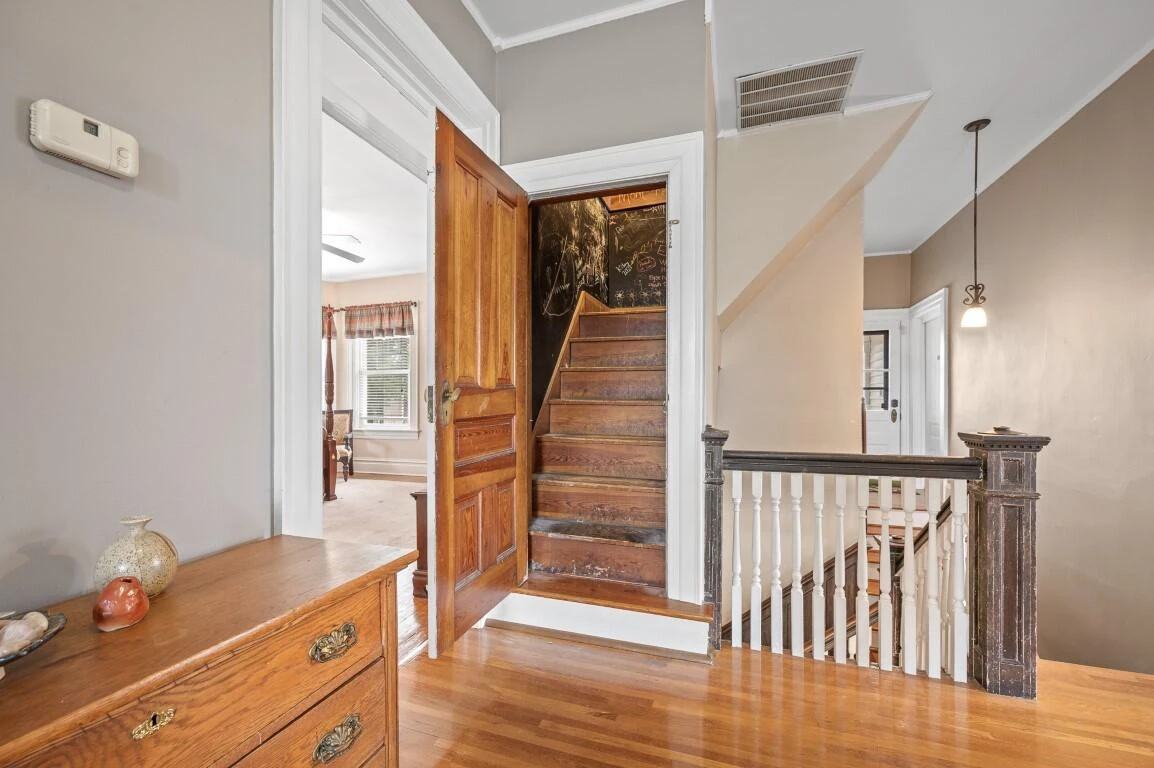517 Longwood AVE - Photo 52