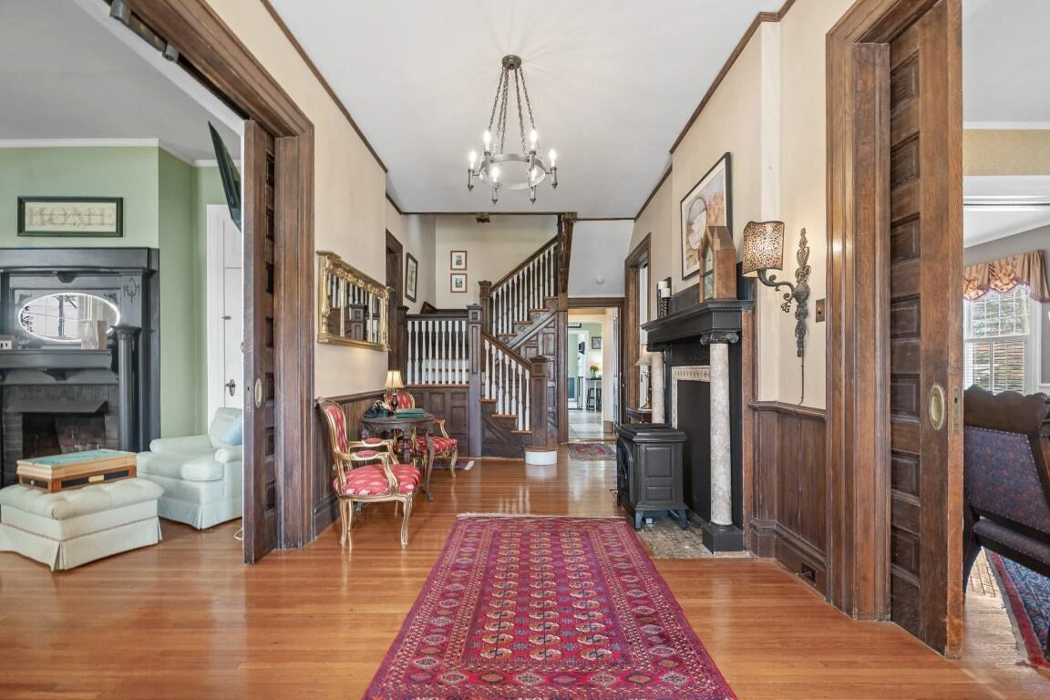 517 Longwood AVE - Photo 6