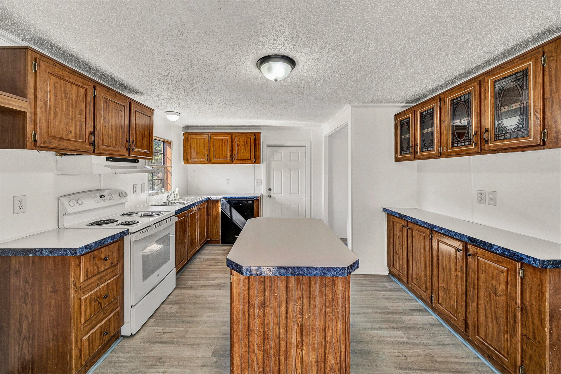 1155 Stonewall RD - Photo 17